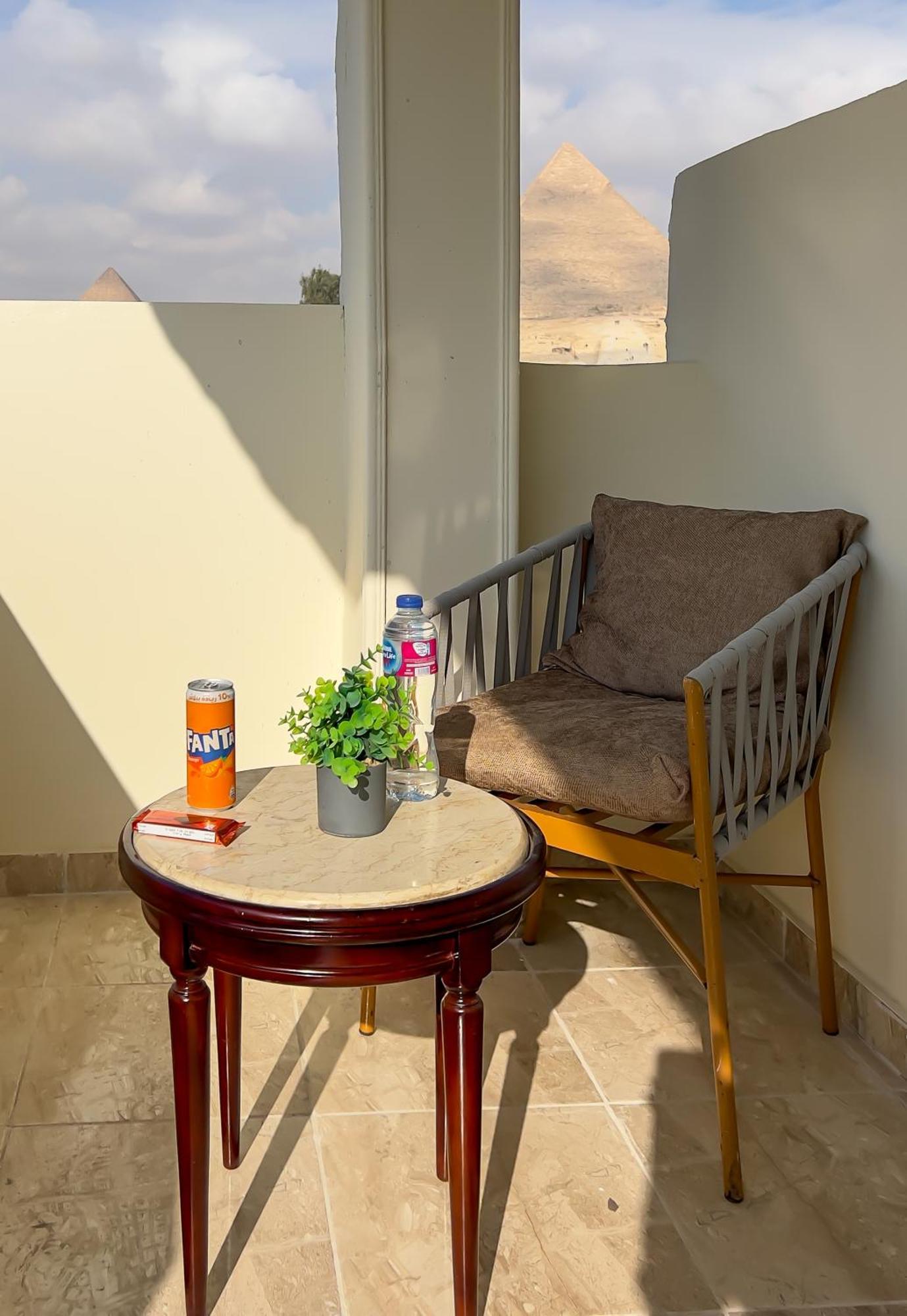 Pyramids Vista Inn Kafret el-Gabal Exterior foto